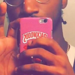 Meet your Posher, Ernest